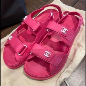 Size 42 chanel rubber dad sandals